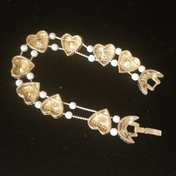 Vintage RARE Mid Century Heart Charm and Faux Pearl Slider Bracelet - Picture 9 of 9
